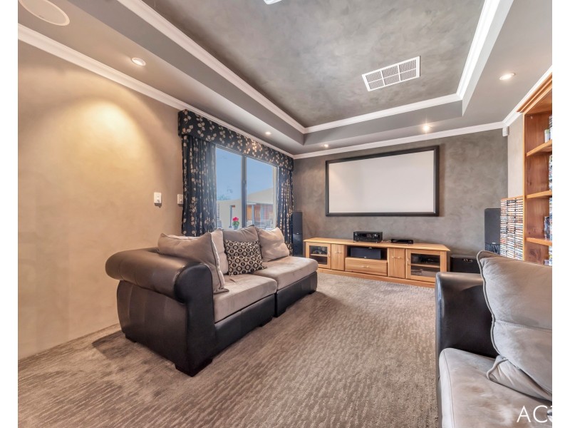 83 Ocean Road, Dawesville WA 6211