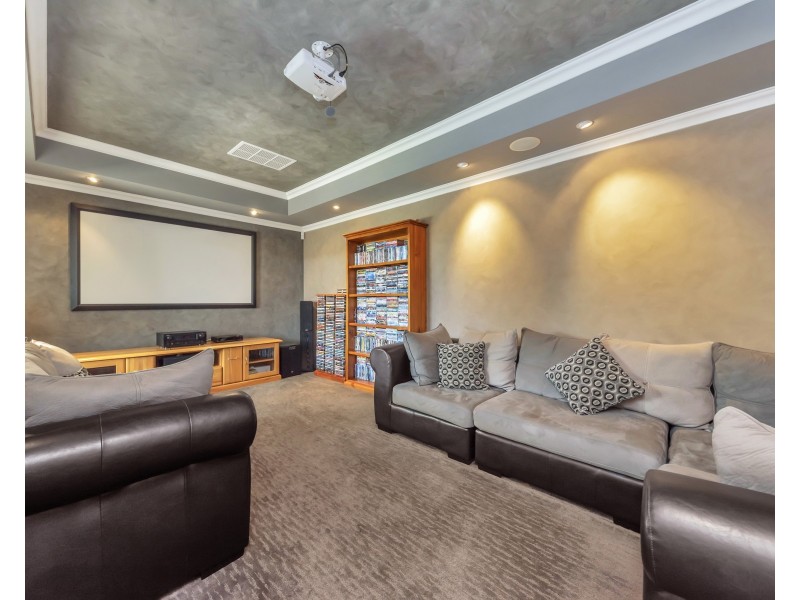 83 Ocean Road, Dawesville WA 6211