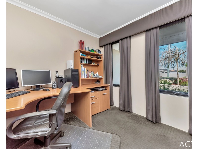 83 Ocean Road, Dawesville WA 6211