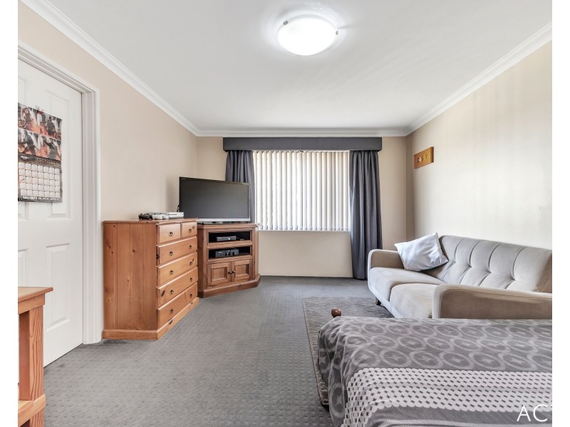 83 Ocean Road, Dawesville WA 6211