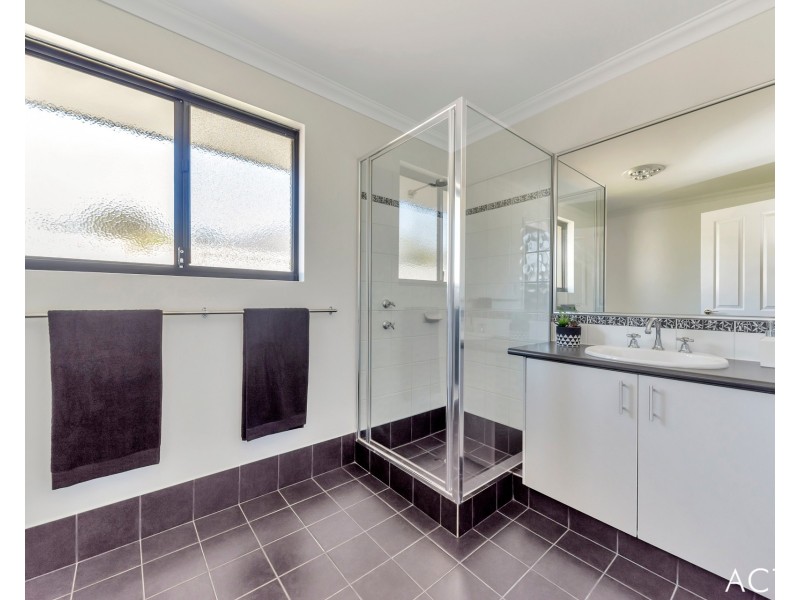 83 Ocean Road, Dawesville WA 6211