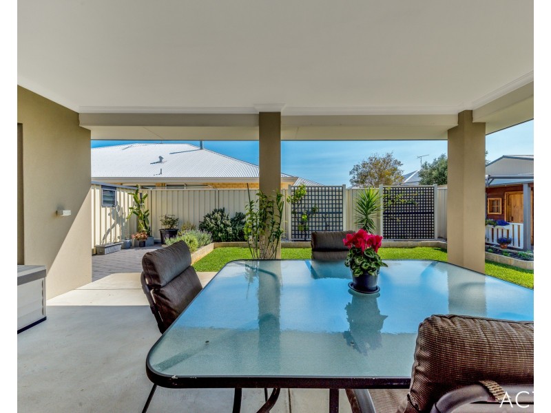 83 Ocean Road, Dawesville WA 6211