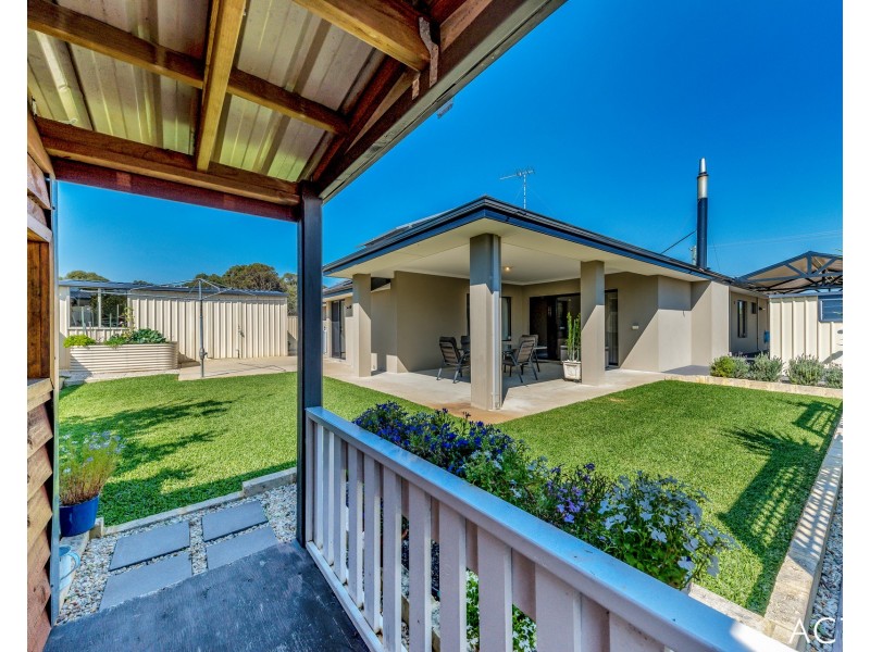 83 Ocean Road, Dawesville WA 6211