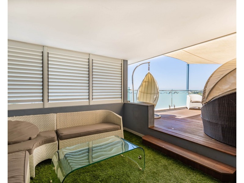 12 Brindabella Crescent, Halls Head WA 6210