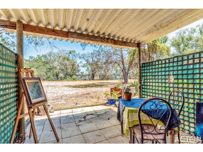 136 Shenton Road, Barragup WA 6209