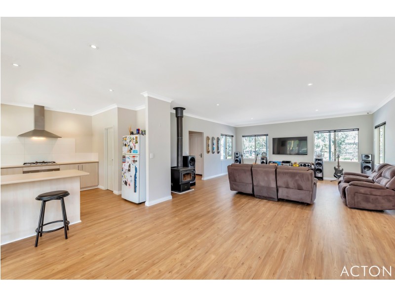 33 Rangeview Loop, Serpentine WA 6125