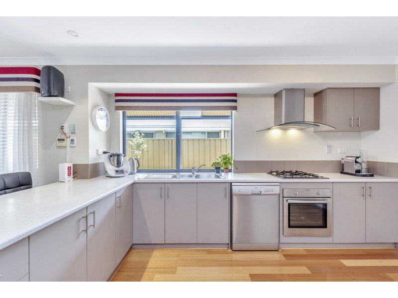 23 Cohen Vista, Lakelands WA 6180