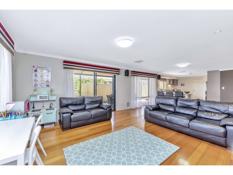 23 Cohen Vista, Lakelands WA 6180