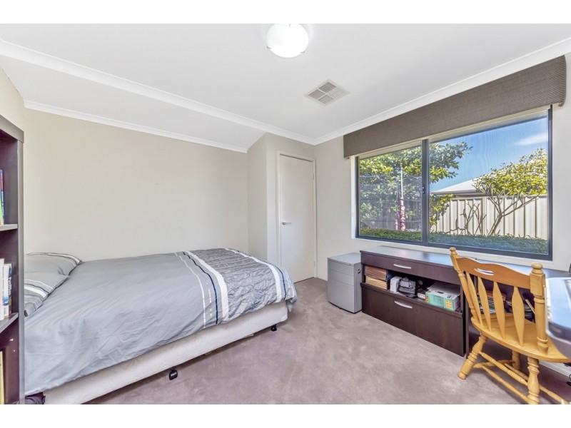 23 Cohen Vista, Lakelands WA 6180