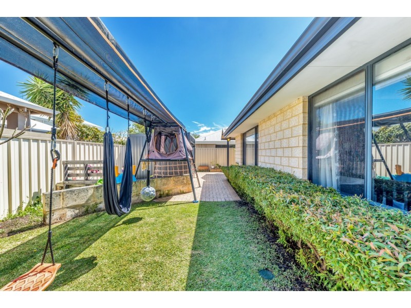 23 Cohen Vista, Lakelands WA 6180