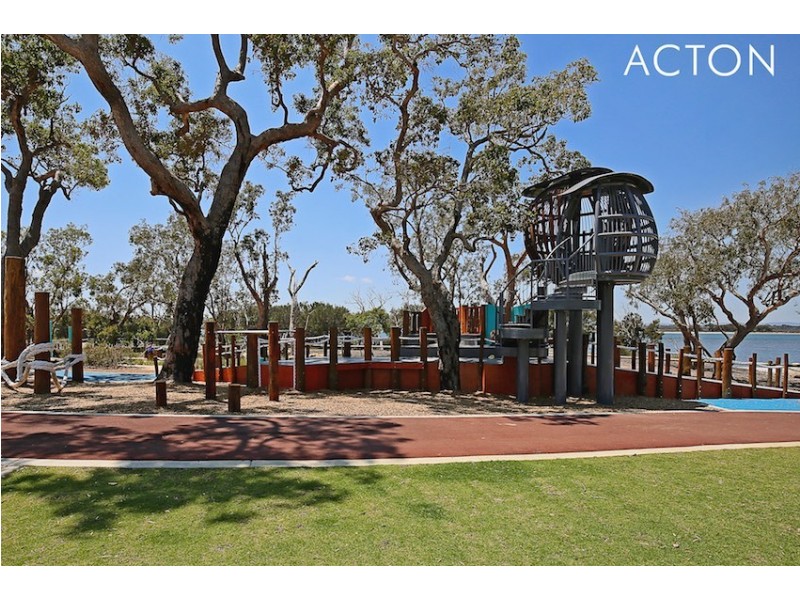 2 Southmead Green, Erskine WA 6210