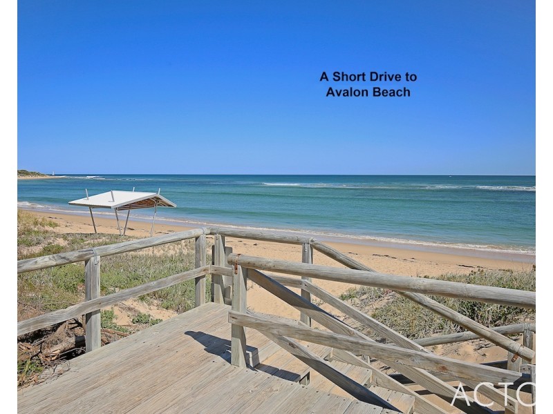 4 Buckingham Drive, Wannanup WA 6210