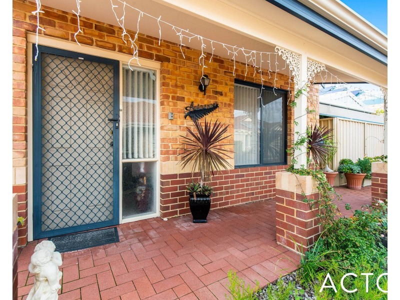 8 Cassia Street, Greenfields WA 6210