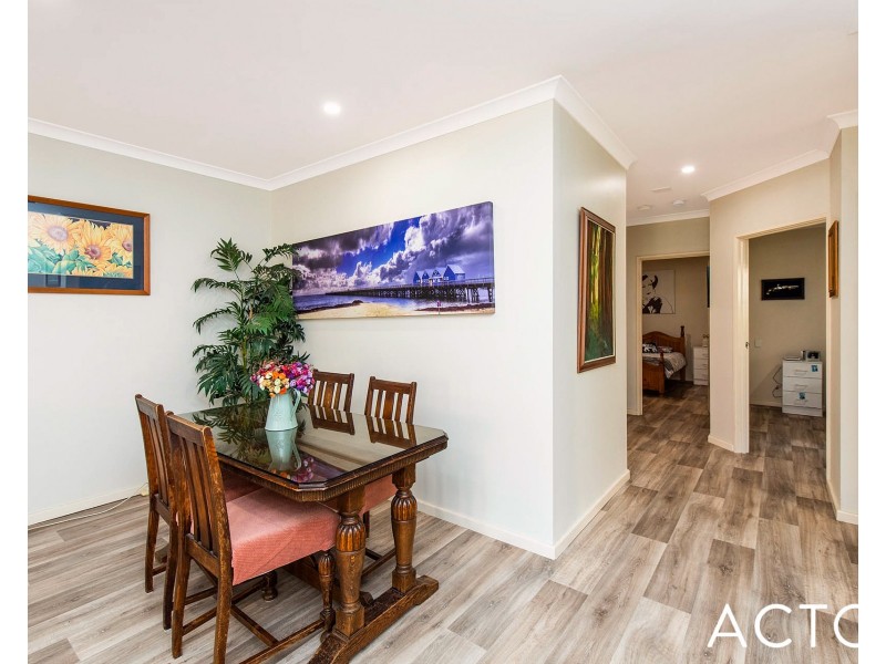 8 Cassia Street, Greenfields WA 6210