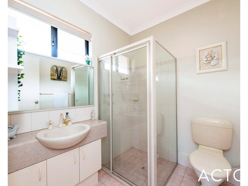 8 Cassia Street, Greenfields WA 6210