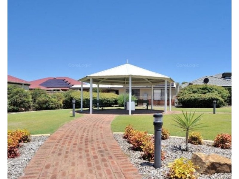 8 Cassia Street, Greenfields WA 6210