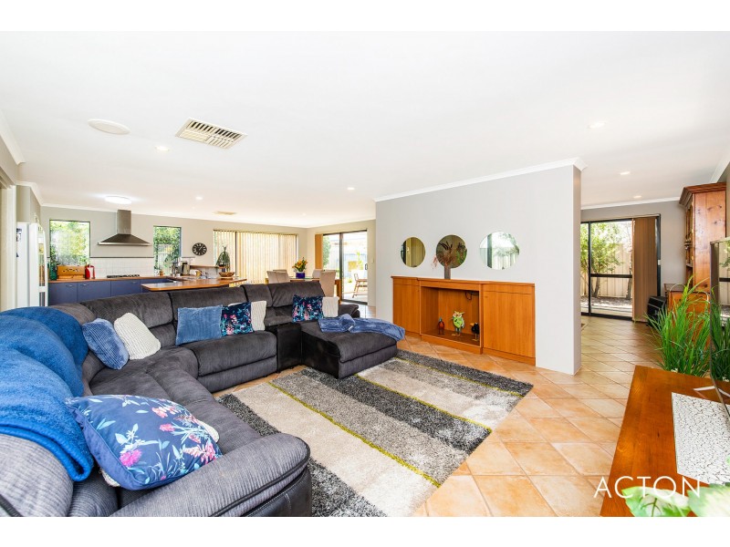 31 Darwin Terrace, Dudley Park WA 6210 Acton Mandurah Sold