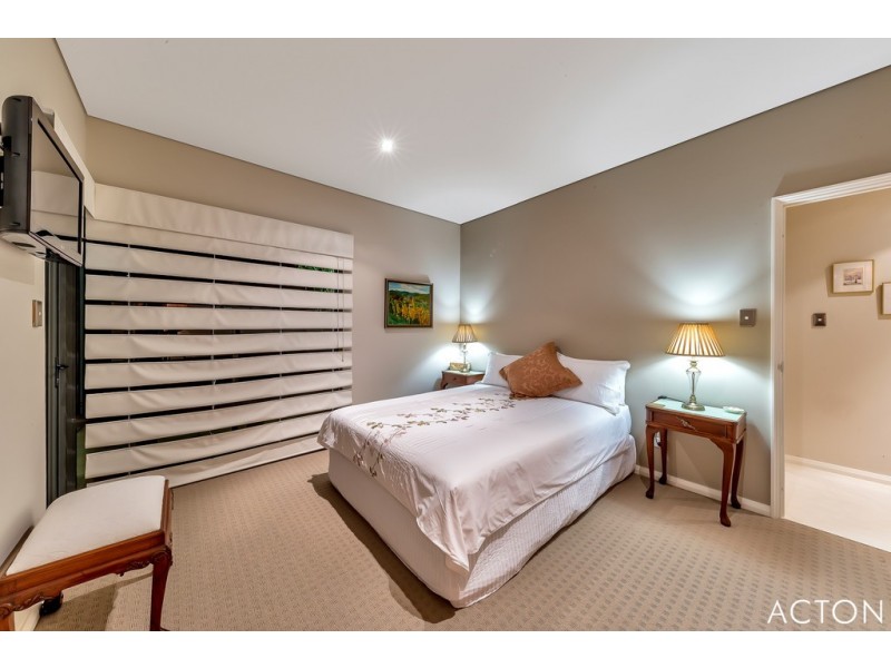 1 Enchantress Lane, Dawesville WA 6211