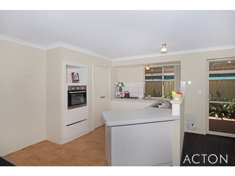 2/98 Teranca Road, Greenfields WA 6210