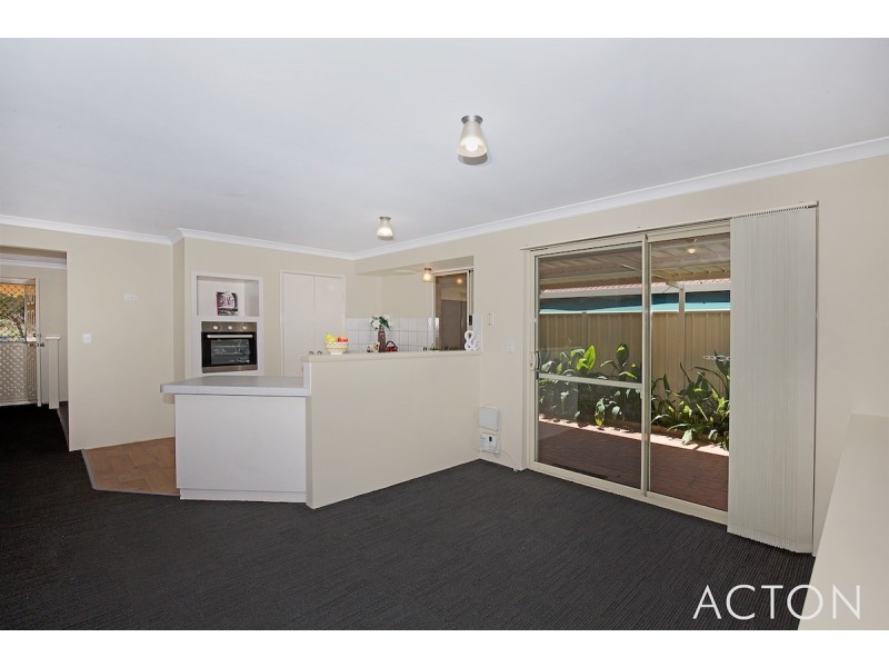 2/98 Teranca Road, Greenfields WA 6210