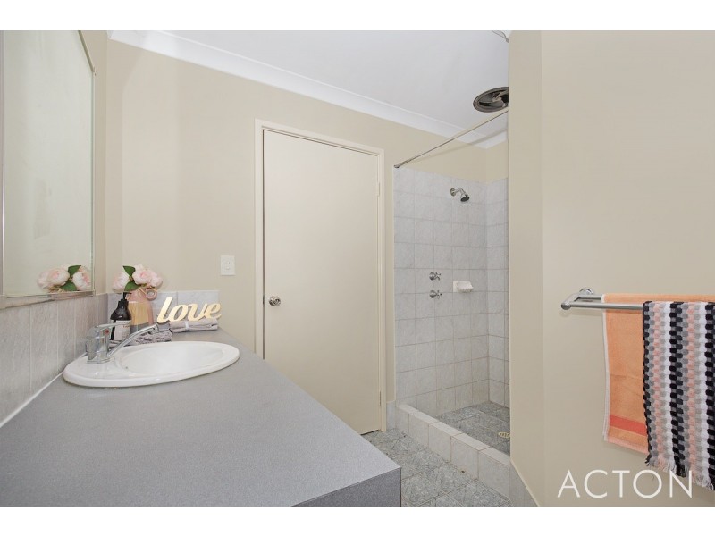 2/98 Teranca Road, Greenfields WA 6210