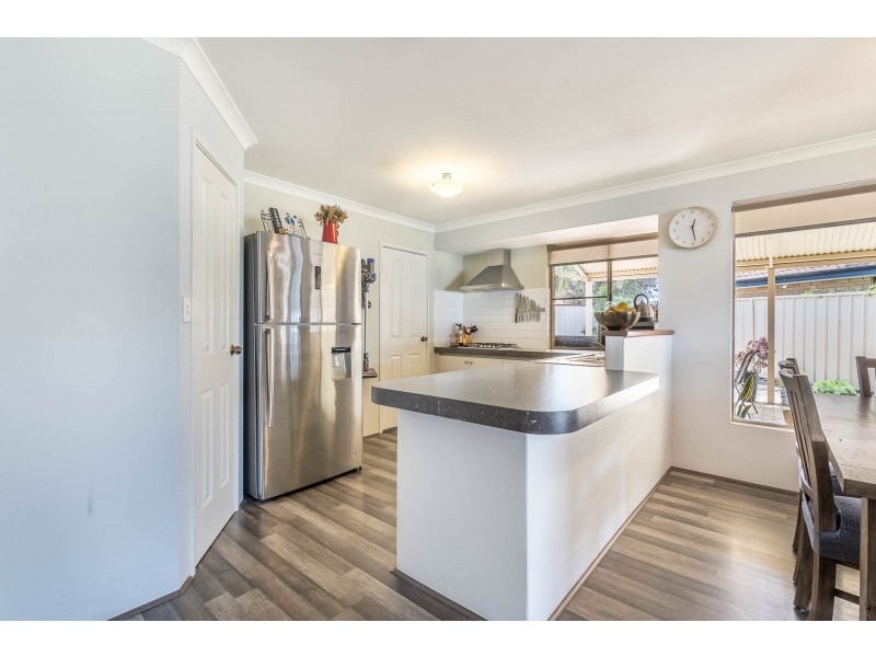 43 Reynolds Avenue, Greenfields WA 6210