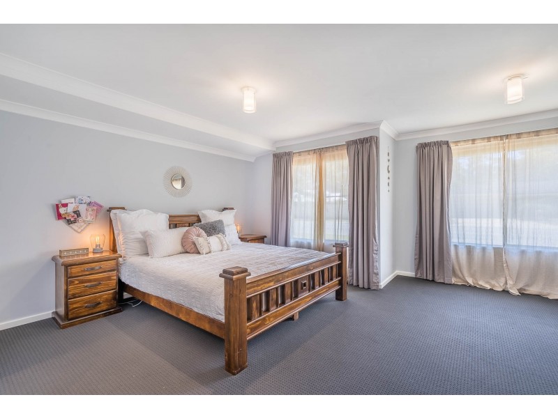 43 Reynolds Avenue, Greenfields WA 6210