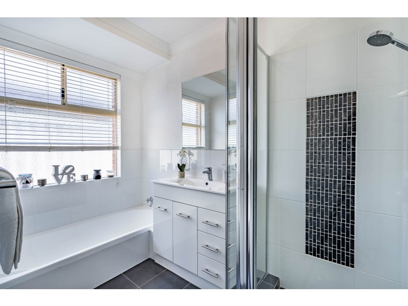 43 Reynolds Avenue, Greenfields WA 6210