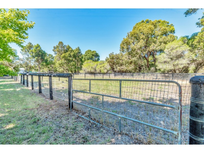 2395 South Western Highway, Serpentine WA 6125