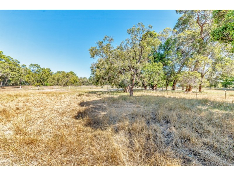 2395 South Western Highway, Serpentine WA 6125