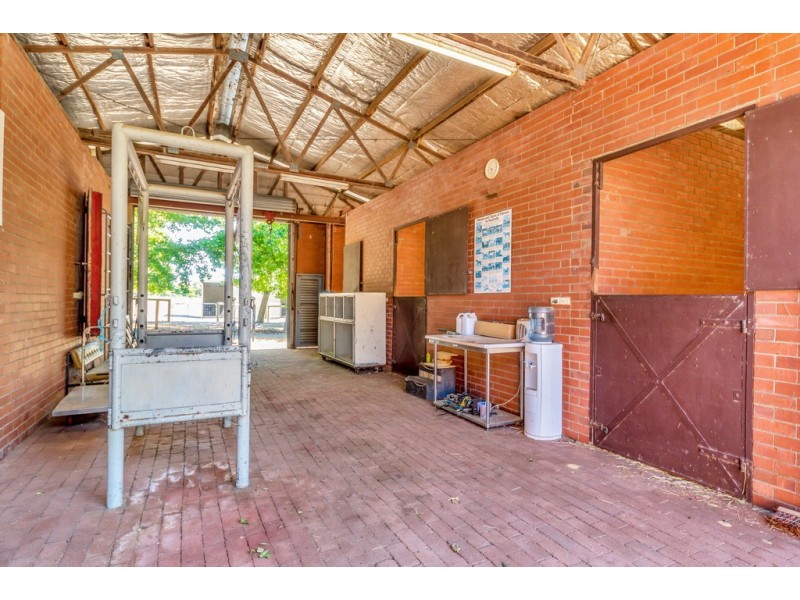 2395 South Western Highway, Serpentine WA 6125
