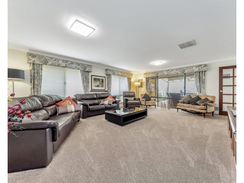 34 Heron Place, South Yunderup WA 6208