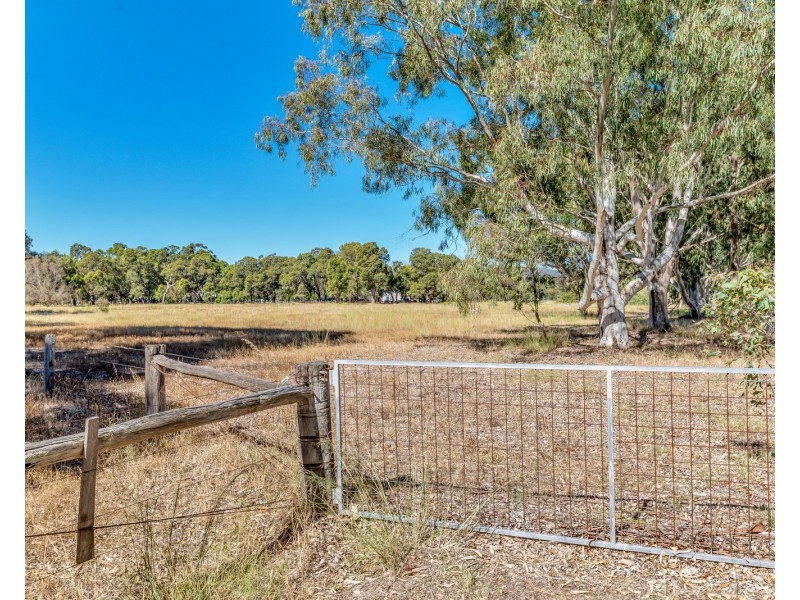 29 Coffey Road, Serpentine WA 6125
