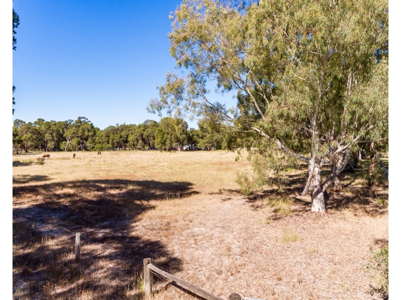 29 Coffey Road, Serpentine WA 6125
