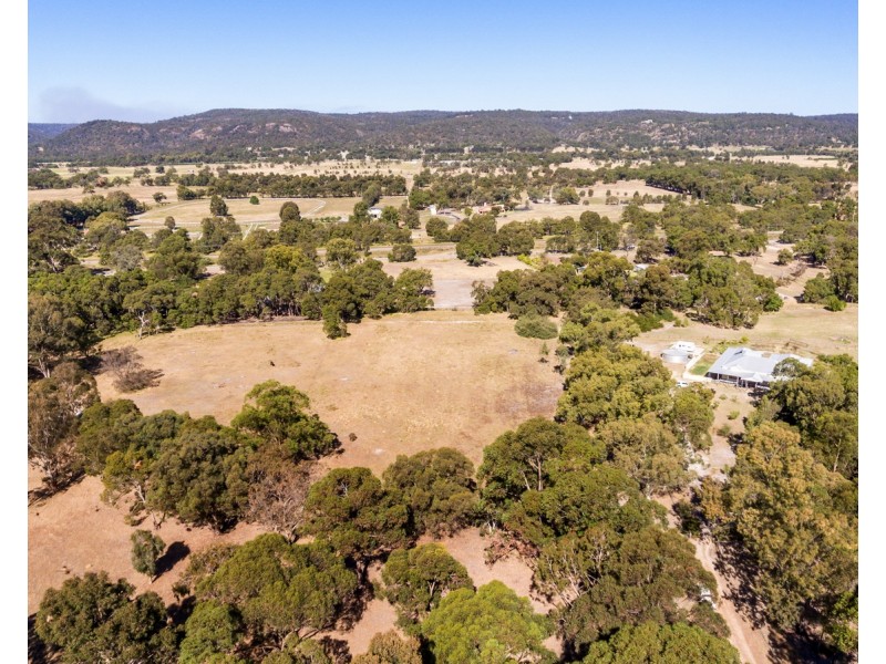 29 Coffey Road, Serpentine WA 6125