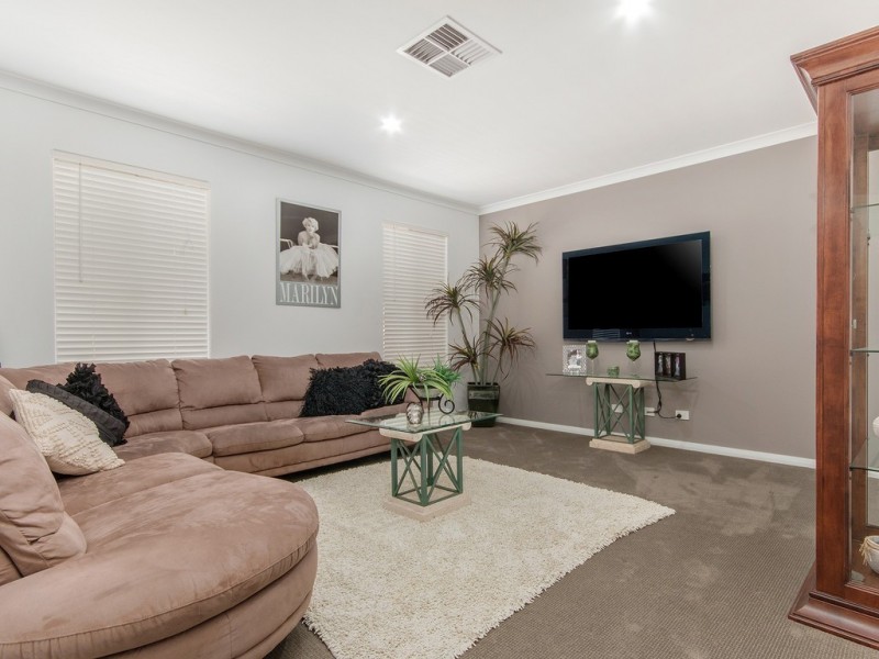 43 Narembeen Road, Dawesville WA 6211