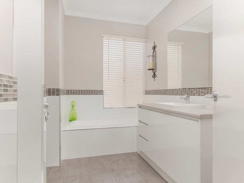 43 Narembeen Road, Dawesville WA 6211