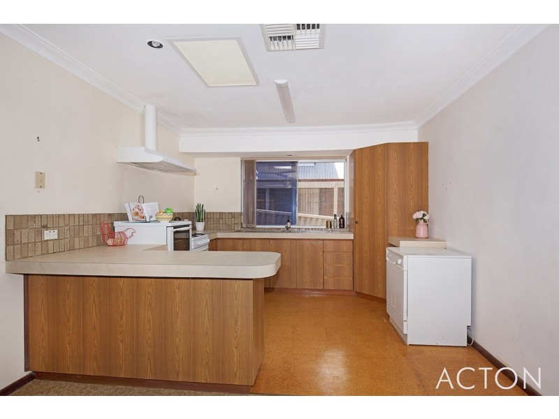 12 Tanderra Place, South Yunderup WA 6208