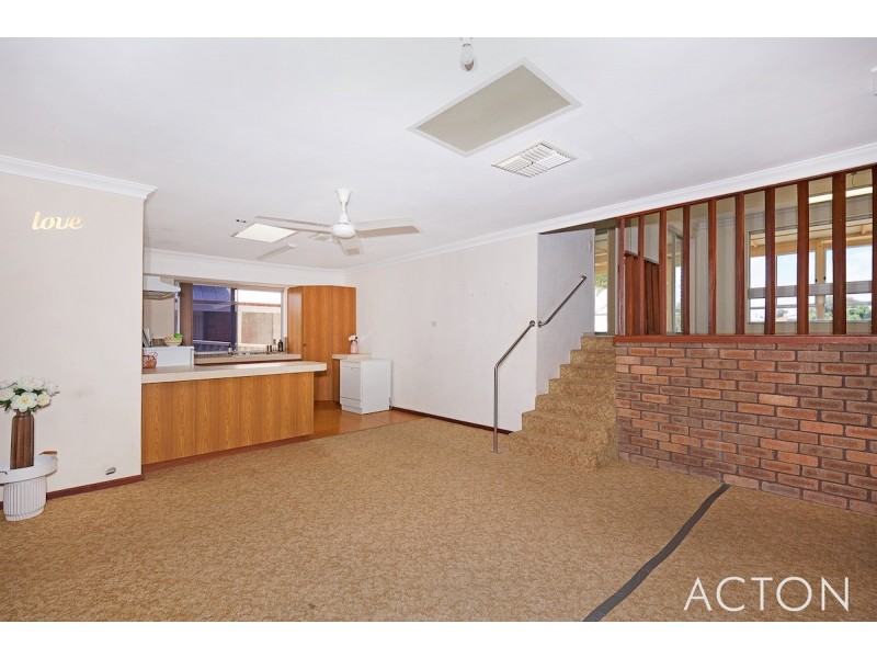 12 Tanderra Place, South Yunderup WA 6208