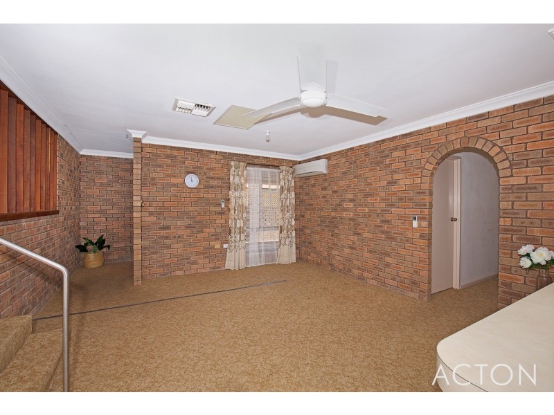 12 Tanderra Place, South Yunderup WA 6208