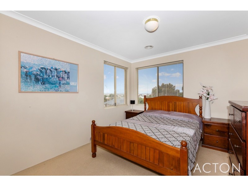 27 Peppertree Close, Wannanup WA 6210