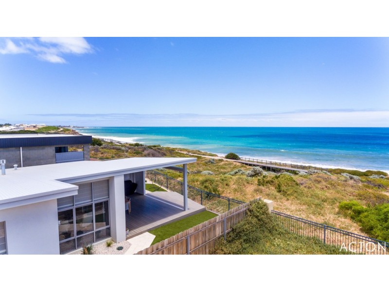 7 Cuprea View, Halls Head WA 6210