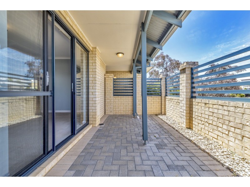 24 Carnarvon Way, Erskine WA 6210