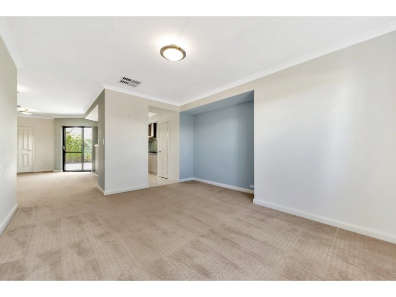 24 Carnarvon Way, Erskine WA 6210