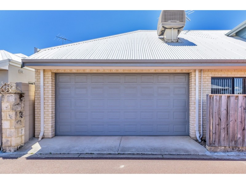 24 Carnarvon Way, Erskine WA 6210