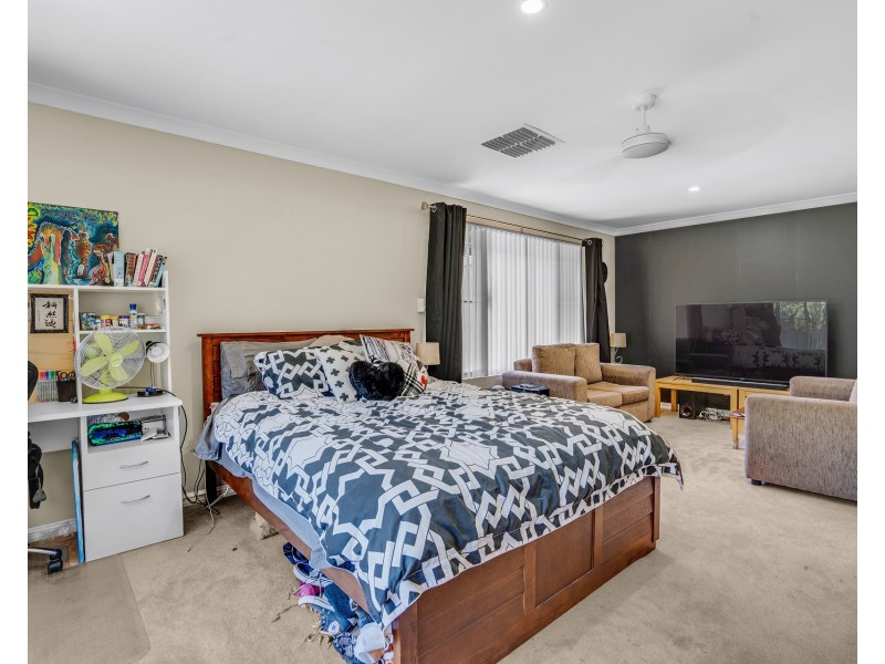 18 Duncan Road, Coodanup WA 6210