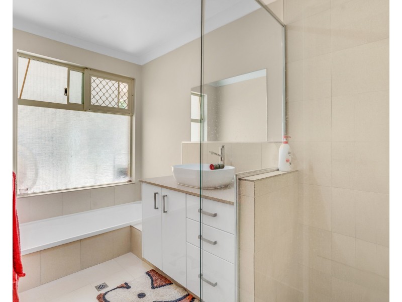 18 Duncan Road, Coodanup WA 6210