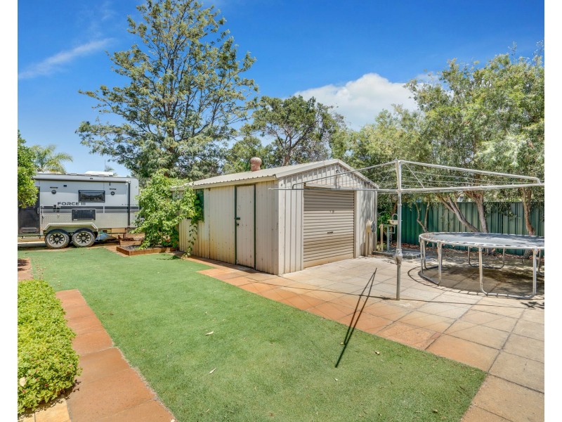 18 Duncan Road, Coodanup WA 6210
