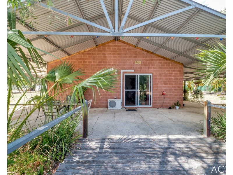 633 Southern Estuary Road, Lake Clifton WA 6215