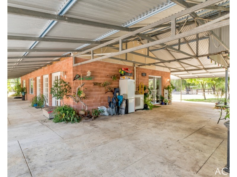 633 Southern Estuary Road, Lake Clifton WA 6215
